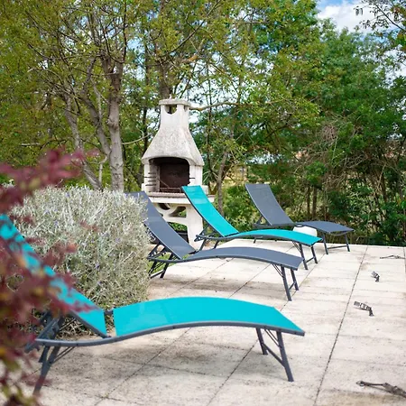 Detached With Pool In Holiday home